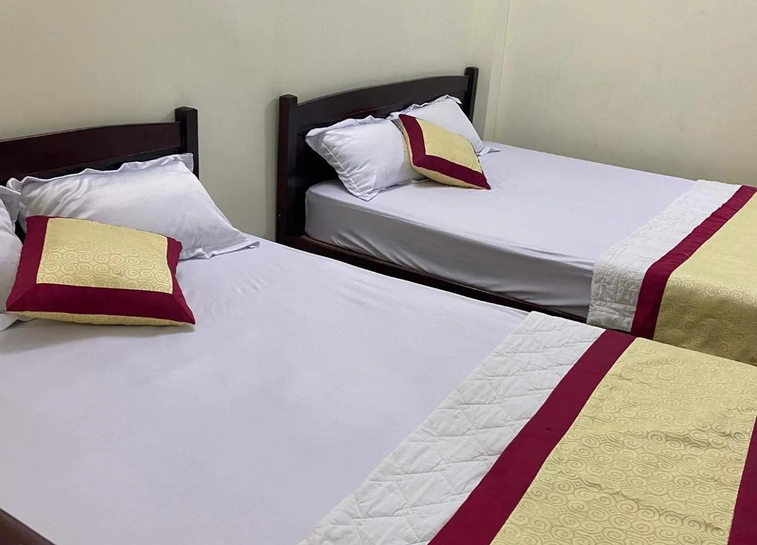 Kim Ngan Hotel contacts